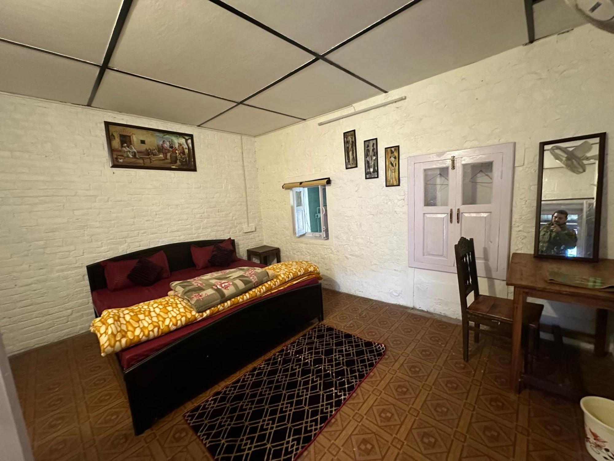 Dreamwoods A Travellers Farm Hostel Dharamshala Exterior photo