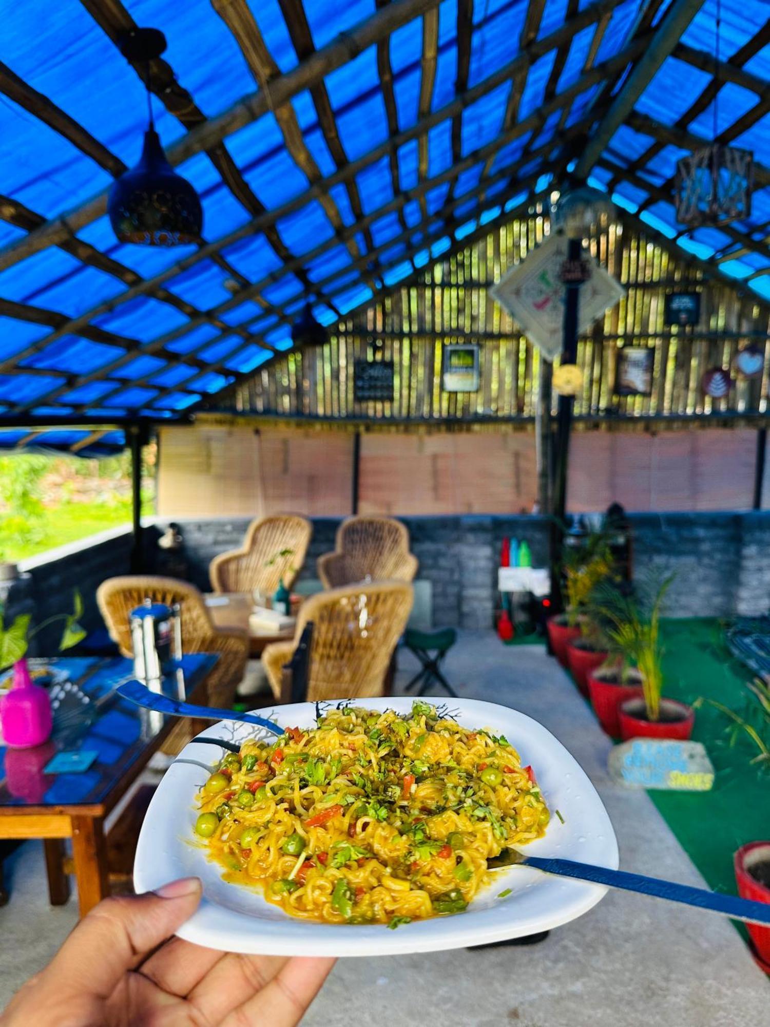 Dreamwoods A Travellers Farm Hostel Dharamshala Exterior photo